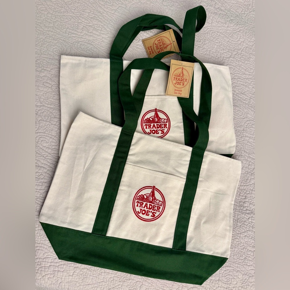 Trader Joe’s Canvas Tote Bag Green LIMITED